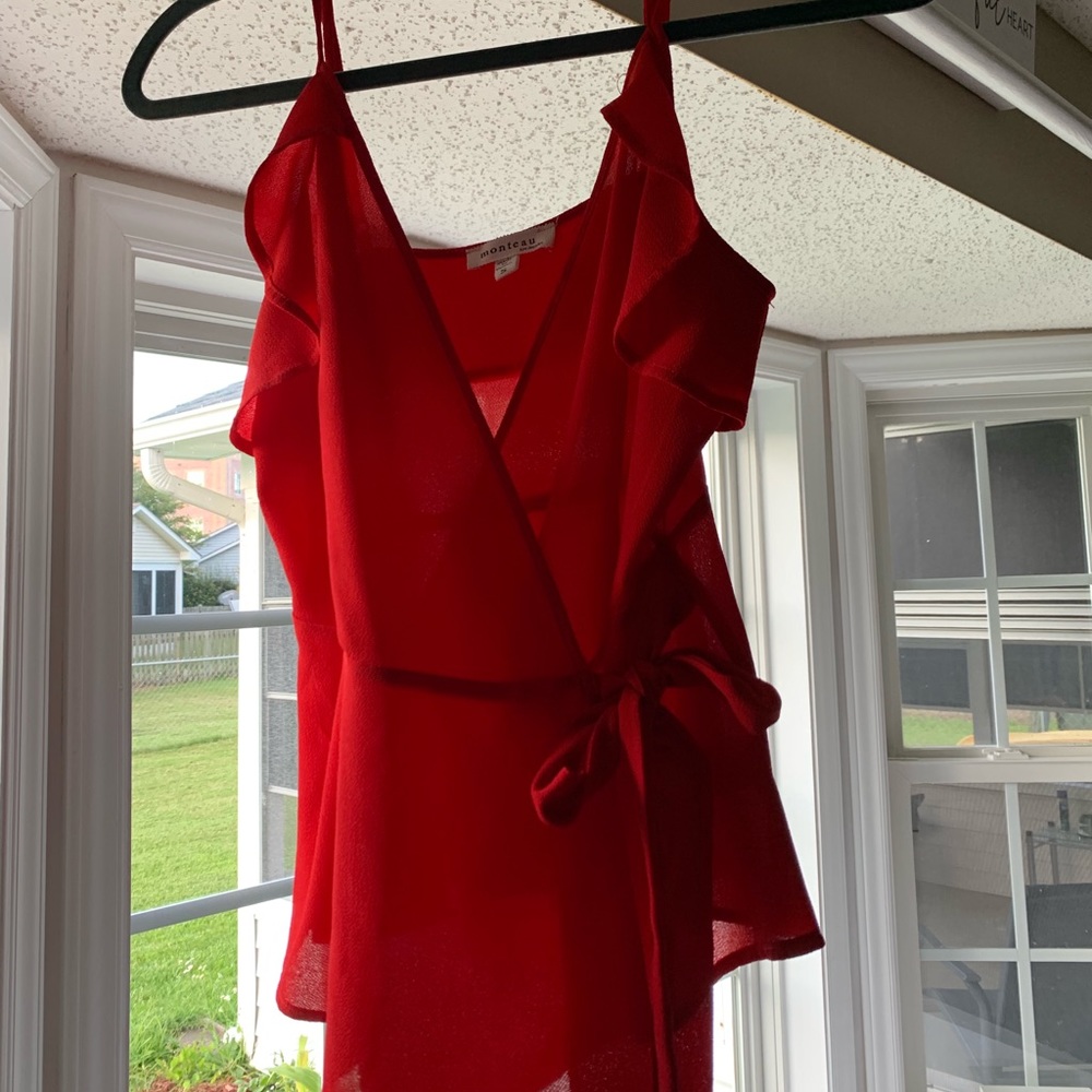 Wrap around top